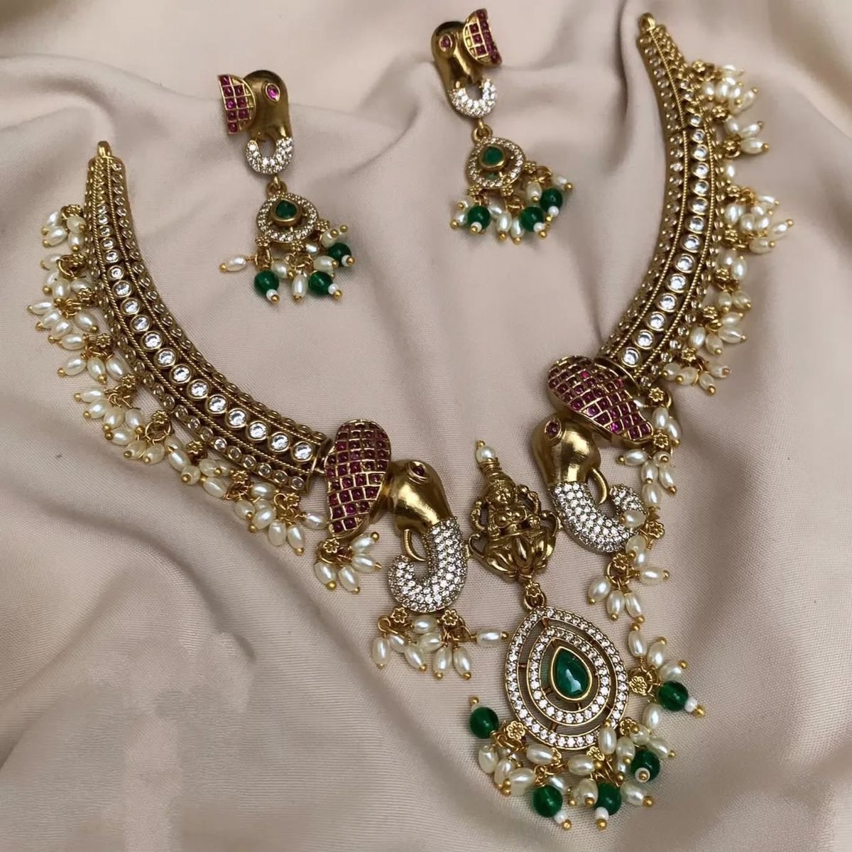 Royal Elephant Design Temple Jewelry Necklace Set with Green Stones & Pearls